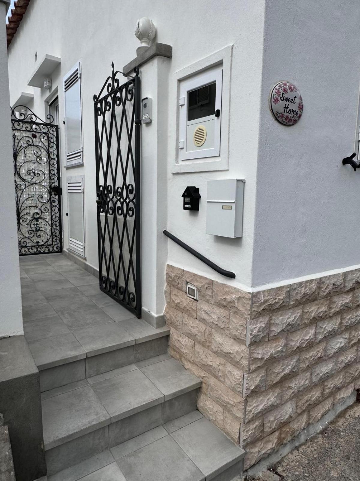 Sweet Home, Anacapri المظهر الخارجي الصورة